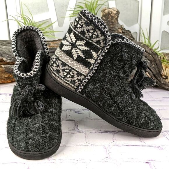 Muk Luks Cozy Ankle Booties Slippers - Picture 1 of 11